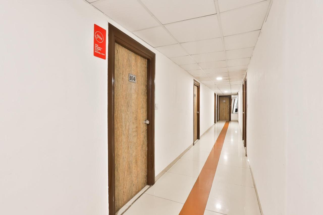 Oyo 8758 Hotel Swagatam Ahmedabad Buitenkant foto