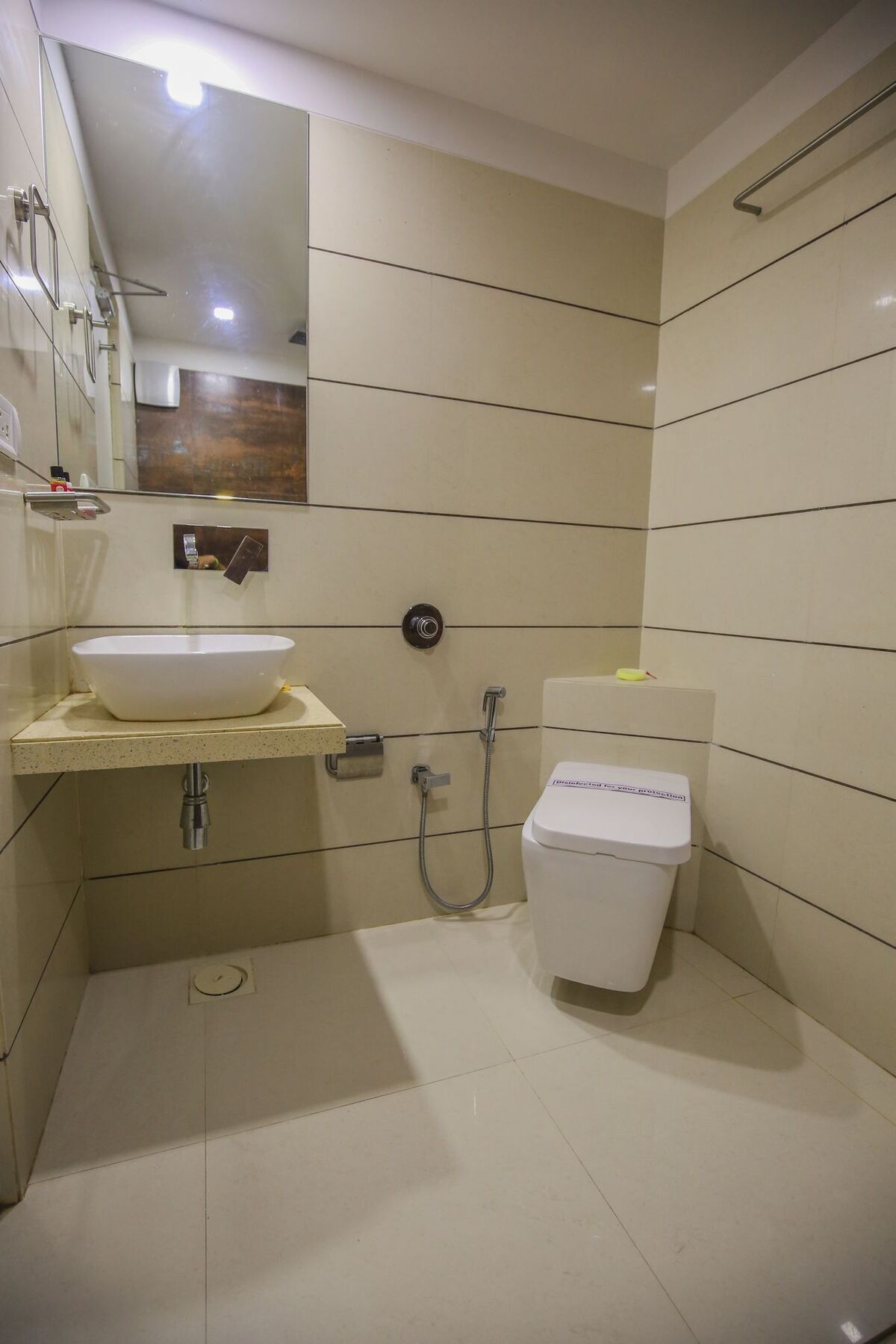 Oyo 8758 Hotel Swagatam Ahmedabad Buitenkant foto
